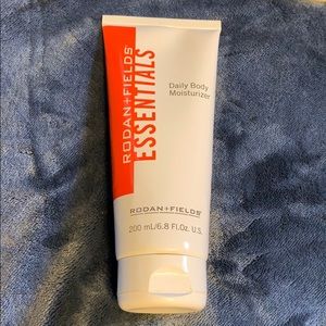 Rodan and Fields Daily Body Moisturizer